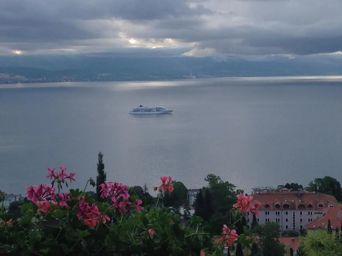 Amazing View Kvarner Bay Lovran Apartment